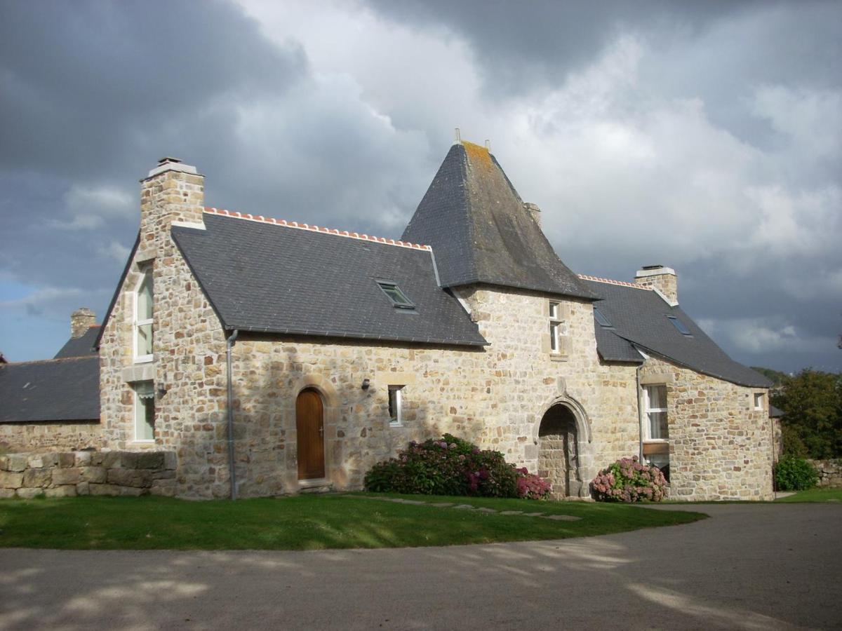 Gites Du Manoir De Goandour Крозон Екстериор снимка