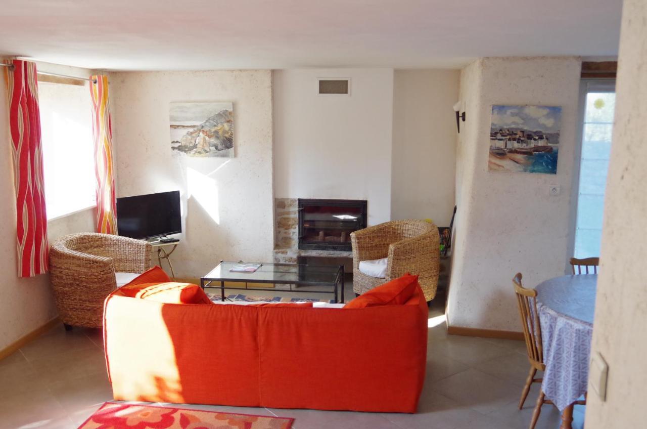 Gites Du Manoir De Goandour Крозон Стая снимка